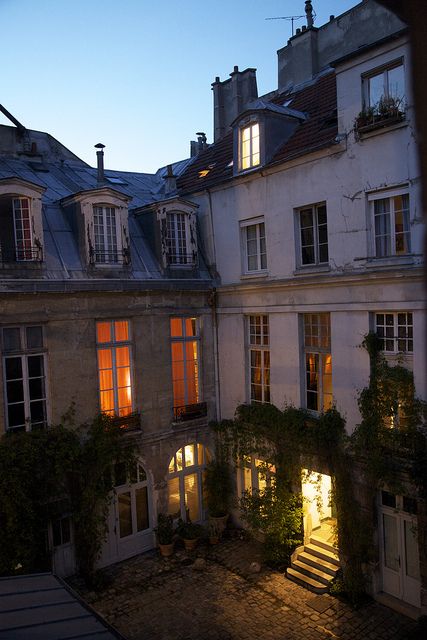 . Bohol, Paris Apartments, Residential Building, Pretty Places, Apartment Building, Crete, Paris France, At Night, Venice