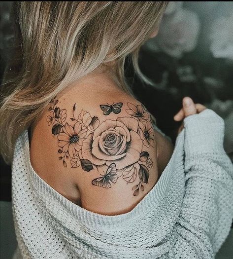 Feminine Tattoo Designs, Women's Shoulder Tattoo, Shoulder Cap Tattoo, Shoulder Sleeve Tattoos, Tattoos For Women Flowers, Best Tattoos For Women, Flower Tattoo Shoulder, Feminine Tattoo, Shoulder Tattoos For Women