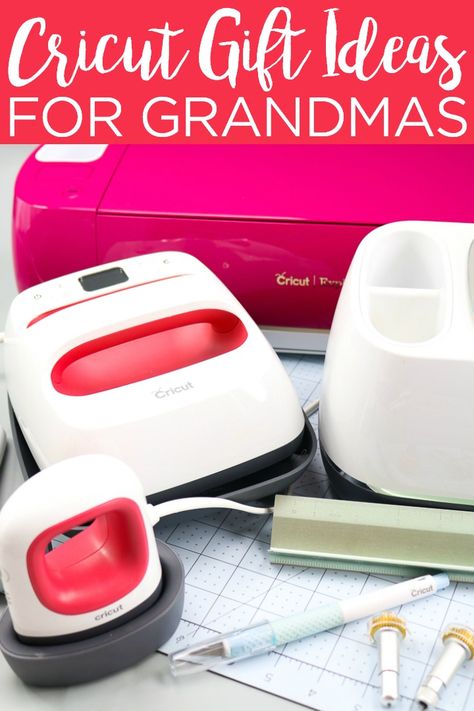 Cricut Gift Ideas, Easy Cricut Projects, Diy Gifts For Grandma, Diy Easter Gifts, Gifts For Grandma, Cheap Christmas Gifts, Diy Buttons, Diy Vinyl, Diy Cricut