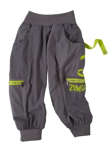 Zumba Women's Wonder Cargo Capri Pants --  Try these out at our Zumbathon® for MS event (zumbathonforMS.org)     photo credit: amazon.com Zumba Workout Clothes, Zumba Clothes, Zumba Style, Best Cargo Pants, Zumba Pants, Zumba Outfit, Wanna Call, Zumba Dance, Dance Classes