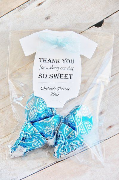 Baby Shower Etiquette, Perlengkapan Bayi Diy, Pink Kisses, Baby Shower Thank You Gifts, Onesie Cookies, Doctor Hospital, Babyshower Party, Boy Baby Shower Ideas, Baby Favors