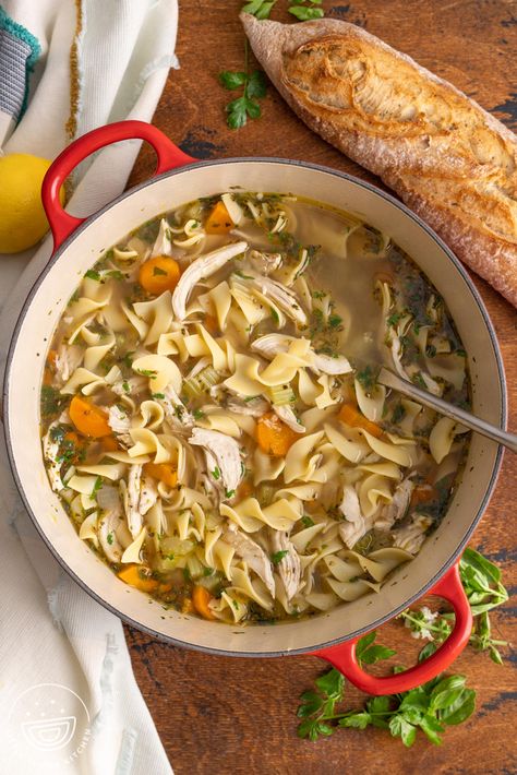 Classic Chicken Noodle Soup Homemade Turkey Soup, Dutch Oven Chicken, Egg Noodle Recipes, Turkey Soup Recipe, Chicken Noodle Soup Easy, Turkey Soup, Oven Chicken, Chicken Noodle Soup Homemade, Noodle Soup Recipes