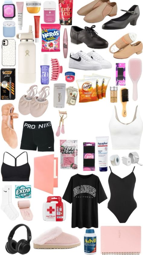 #aestethic #beauty#dance#danceaesthetic #f4f#gollowformore Dance Teacher Essentials, What’s In My Bag Dance, Dance Stuff Aesthetic, What To Put In Dance Bag, What To Pack In A Dance Bag, Dance Bag Essentials List, Figure Skating Bag Essentials, Ballet Bag Essentials, Dance Necessities