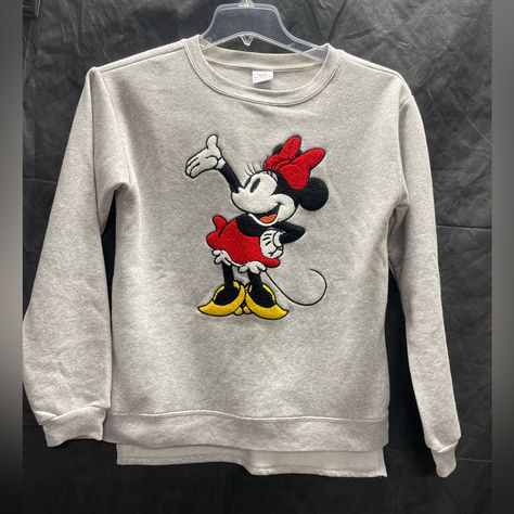 You Are Buying A Minnie Mouse Embroidered Sweatshirt Small-Shoulder 19” 59% Cotton And 41% Polyester Brand New Minnie Mouse Sweatshirt, Disney Trip Outfits, Disney Tops, Trip Outfits, Embroidered Crewneck, Embroidered Sweatshirts, Disney Trips, Minnie Mouse, Fall Outfits