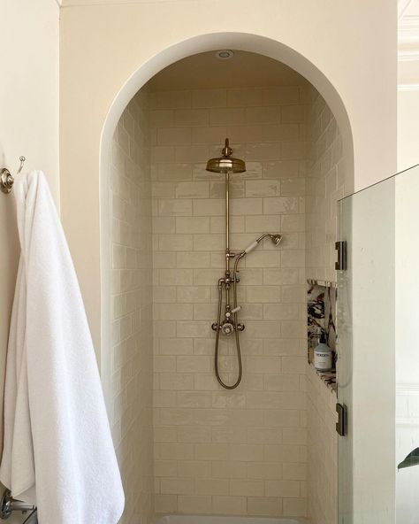 The Flint House on Instagram: “Arch appreciation post 🥰✨ So happy we went for this arched design for our shower - it never gets old. The Calacatta Viola marble was a late…” Shower Nook, Cottage Bathroom Inspiration, Flint House, Cottage Showers, Calacatta Viola Marble, Viola Marble, Calacatta Viola, Craftsman Interior, Bathroom Plan