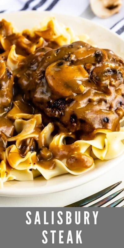 Salisbury Steak Easy, Homemade Salisbury Steak, Light Side Dishes, Egg Noodle Recipes, Comforting Dinner, Salisbury Steak Recipes, Beef Patties, Random Recipes, Dinner Chicken