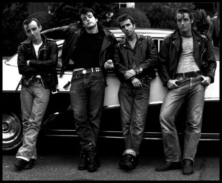 The Lords #gang 1950s Fashion Men, Greaser Guys, 50s Greaser, Greaser Aesthetic, Greaser Hair, Greaser Style, Brand Vision, Teddy Boys, Rockabilly Style