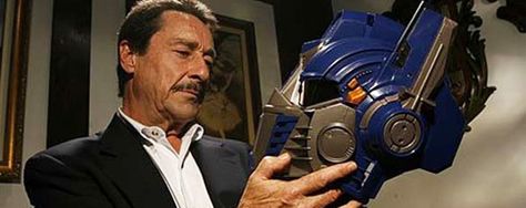 Interview: Voice actor Peter Cullen talks Optimus Prime, offers ... Peter Cullen, Optimus Prime Toy, Ultra Magnus, Orion Pax, First Animation, Transformers Optimus, Weird Words, Live Action Movie, Movie Facts