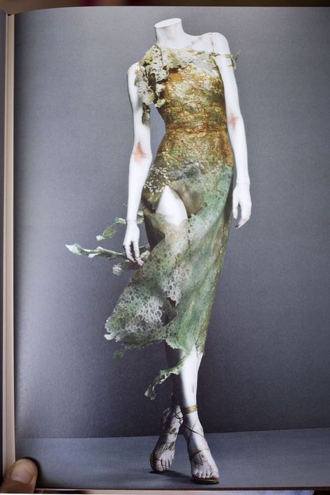 Mcqueen Savage Beauty, Alexander Mcqueen Savage Beauty, Tree Dress, Savage Beauty, Mcqueen Fashion, Costume Institute, Zuhair Murad, Monique Lhuillier, Costume Design