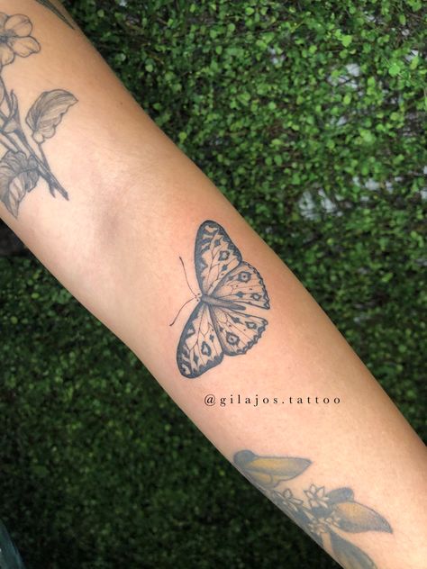 Funky Butterfly Tattoo, Forearm Butterfly Tattoo, Eyes Tattoo Ideas, Fine Line Butterfly Tattoo, Line Butterfly Tattoo, Fine Line Butterfly, Smiley Face Tattoo, Line Butterfly, Patchwork Tattoos