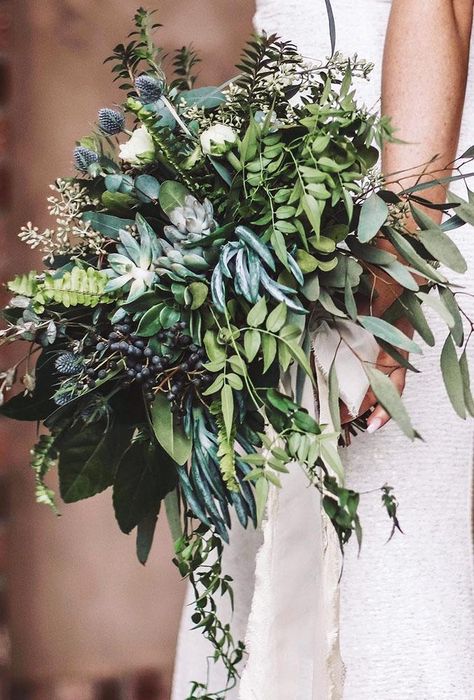 Foliage Bouquet, Tropical Wedding Bouquets, Simple Wedding Bouquets, Purple Bouquets, Red Bouquet Wedding, Winter Wedding Bouquet, Summer Wedding Bouquets, Beach Wedding Flowers, Green Bouquet