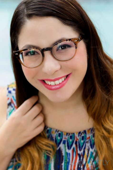 Tips for the Best Frames for A High Prescription - April Golightly Feminine Glasses Frames, Feminine Glasses, Shell Glasses, Tortoise Shell Glasses, Prescription Glasses Frames, Florida Fashion, Girls With Glasses, Prescription Eyeglasses, Eyeglasses For Women