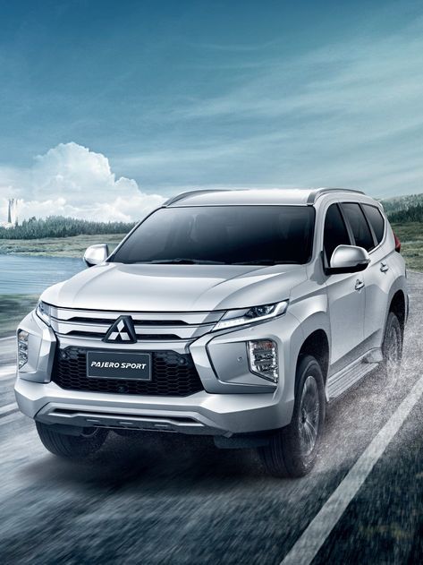 Mobil Pajero, Mitsubishi Pajero Sport, Toyota Innova, Pajero Sport, Mitsubishi Pajero, Automotive Design, Dream Car, Car Rental, Dream Cars