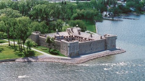 Fort Chambly at the foot of the Chambly rapids on the Richelieu River in Quebec, Canada, was built by the French in 1711. It was the last of three forts to be built on the same site. The first - then called Fort Saint Louis - was constructed in 1665 by captain Jacques de Chambly, to protect New France from Iroquois attacks. After minor repairs, the fort was burned by the Indians in 1702, but was reconstructed in 1702. By then it was already known as Fort Chambly. Star Fort, Louisiana Purchase, Castle Tower, Old Fort, American Cities, Quebec City, Upstate New York, Rio Grande, Landscape Photos