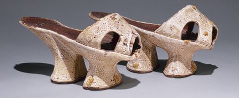 Chopines were popular in the 16th cen. hey served to keep the wearer's precariously perched feet from getting wet or soiled in the city's perpetually damp byways and also to signal her elevated social status. found on http://www.metmuseum.org/toah/works-of-art/1973.114.4a,b Century Shoes, Women Platform Shoes, Old Shoes, African History, Historical Clothing, Historical Fashion, Ancient Egyptian, Metropolitan Museum Of Art, Fashion History