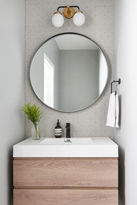 Vanity Powder Room Ideas, Small Powder Room Vanity, Neutral Powder Room, Powder Room Wallpaper Modern, Tiny Powder Room Ideas, Modern Powder Room Ideas, Light Powder Room, Small Powder Rooms, Grey Powder Room