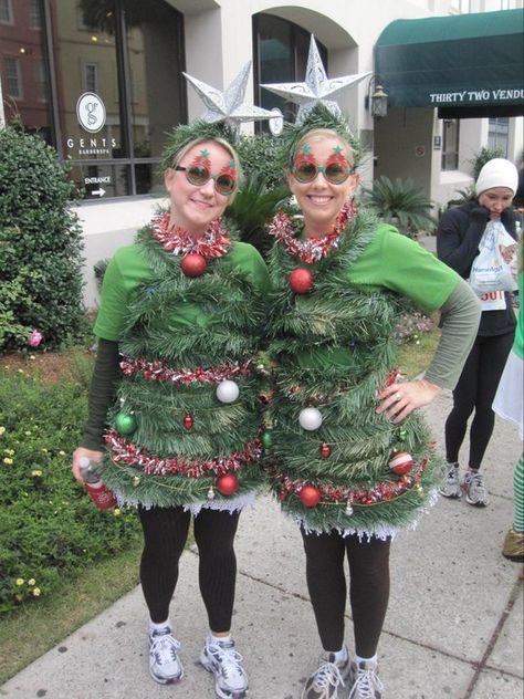 Jingle Bell Run Trees Funny Christmas Outfits For Women, Tacky Christmas Outfit, Party Outfit Plus Size, Ugly Christmas Sweater Diy Funny, Funny Christmas Costumes, Grease Outfits, Christmas Outfits For Women, Christmas Sweater Ideas, Christmas Costumes Women