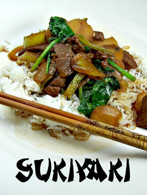 Beef Sukiyaki Recipe Japanese Food, Sukiyaki Beef, Sukiyaki Recipe Beef, Pork Sukiyaki Recipe, Sukiyaki Recipe, Wok Cooking, Chinese Vegetables, Japanese Cooking, Japanese Dishes