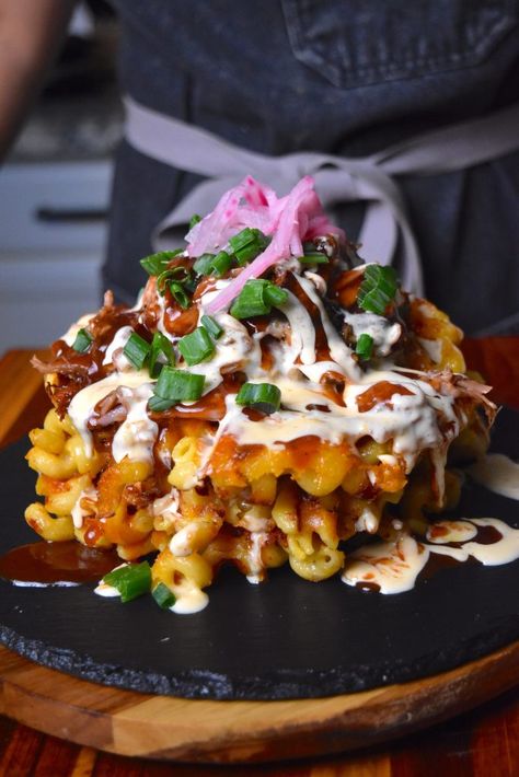 Crispy Mac and Cheese Waffles with Juicy Pulled Pork - Sauced Up! Foods Mac And Cheese And Pulled Pork, Mac N Cheese Waffles, Mac And Cheese Waffles, Crispy Mac And Cheese, Pulled Pork Mac And Cheese, Sauced Up Foods, Pulled Pork Sauce, American Comfort Food, Waffle Iron Recipes