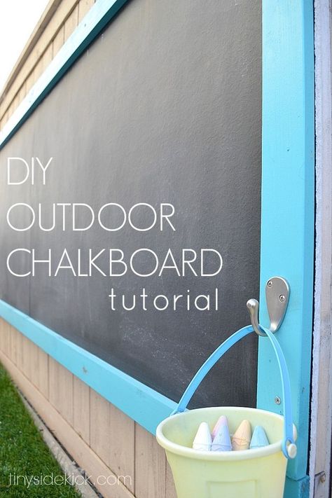 Outdoor Pictionary | 27 Insanely Fun Outdoor Games You'll Want To Play All Summer Long Outdoor Chalkboard, Fun Outdoor Games, Fun Outdoor Activities, Outdoor Classroom, Backyard Playground, Backyard Play, Yard Games, Backyard Games, Backyard For Kids