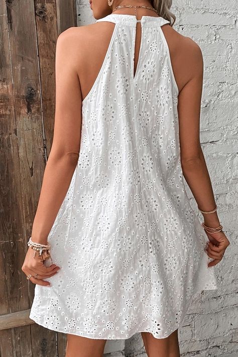 US$ 9.19 Drop-shipping White Boho Eyelet Pattern Halter Neck Sleeveless Dress for Women Elegant Mini Dress, 파티 드레스, Mini Robes, Above Knee, Halter Neck, Summer Casual, Dress Length, A Line Dress, Sleeve Styles