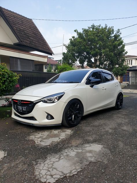 Mazda Demio Modified, Mazda 2 Modified, Mazda 2 Sport, Mazda 3 Hatchback, Datsun Car, Mazda Cars, Mazda 2, Sport 2, Pretty Cars