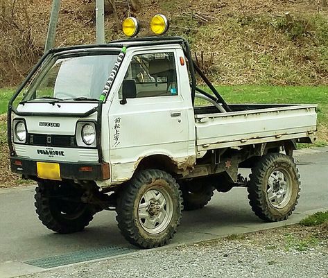 Mobil Off Road, Mini Trucks 4x4, Offroad Wheels, Suzuki Carry, Kei Car, Mini Truck, Bug Out Vehicle, Pick Up Truck, Small Trucks