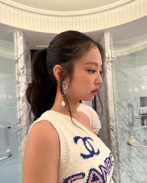 ليلي كولينز, Chanel Jennie, Jennie Chanel, Mode Ulzzang, Ruby Jane, Blackpink Icons, Jennie Kim Blackpink, Jennie Kim, Kim Jisoo