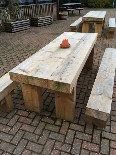 Railway sleeper garden furniture Home Made Garden Furniture, Sleeper Garden Furniture, Sleeper Table, Railway Sleepers Garden, Sleeper Wood, Sleepers In Garden, Pub Garden, Picnic Table Plans, Backyard Garden Diy