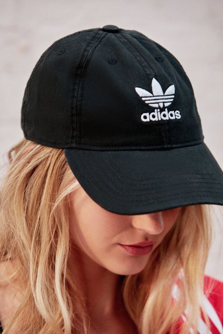 adidas Originals Relaxed Strapback Baseball Hat Fitted Hat Outfit, Adidas Cap, Adidas Hat, Hat Outfit, Spring Hats, Effortlessly Chic Outfits, Women Fashion Edgy, Sporty Casual, Contemporary Outfits