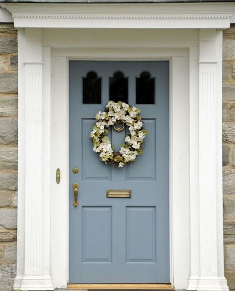 (Pick door color with house color & color of flowers in garden in mind) Create Gorgeous Curb Appeal with these Front Doors Best Front Door Colors, Unique Front Doors, Best Front Doors, Blue Front Door, House Paint Color Combination, Black Shutters, Front Door Paint Colors, Door Colors, Exterior House Paint Color Combinations