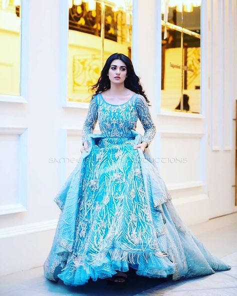 Found real life Cinderella 😍 Sarah Khan looks so pretty in this beautiful shoot 😍❤ Sara Khan, Sarah Khan, Desi Wedding Dresses, Asian Bridal Dresses, Indian Bridal Lehenga, Pakistani Wedding Outfits, Pakistani Dresses Casual, Beautiful Pakistani Dresses, Pakistani Dress