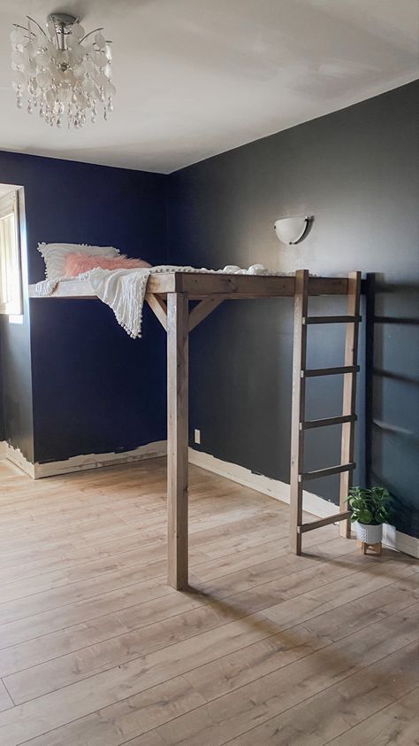 Hand Made Loft Bed, Loft Bed For Short Ceilings, Loft Platform Bed, Western Loft Bed, Loft Bed Railing Ideas, Diy Loft Beds For Small Rooms, Lofted Queen Bed, Loft Bed Layout Ideas, Reverse Loft Bed