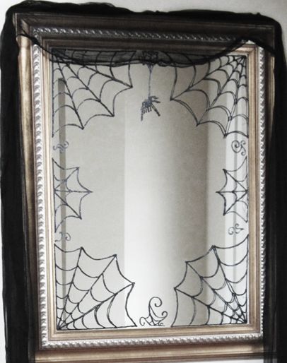 Mirror Halloween Decor, Halloween Mirror Writing, Halloween Mirror Painting, Mirror Glaze Spider Web, Stand Up Mirror Ideas, Halloween Mirror Decorations, Halloween Mirror Diy, Diy Mirrors, Mirror Painting Ideas Art