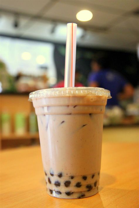 15 Things That Taste Like My Asian American Childhood Boba Things, Tapioca Bubble Tea, American Childhood, Boba Aesthetic, Boba Tea Recipe, Ice Bubble, Bubble Tea Recipe, Boba Pearls, Refreshing Beverages