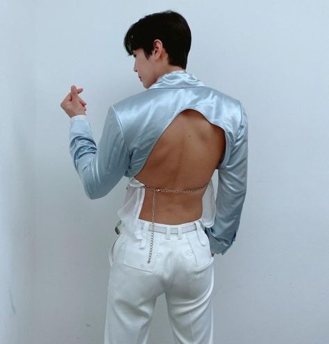 Backless Shirt, Genderless Fashion, Fashion Design Clothes, Kpop Outfits, Kpop Fashion, Asian Men, Moda Fashion, بلاك بينك, Fashion Inspo Outfits