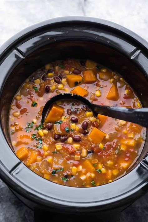 Slow Cooker Black Bean, Quinoa and Sweet Potato Stew Meals Instant Pot, Quinoa Stew, Sweet Peas And Saffron, Sweet Potato Stew, Sweet Potato Quinoa, Slow Cooker Beans, Vegan Slow Cooker Recipes, Slow Cooker Black Beans, Stew And Dumplings