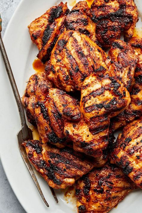 This grilled chicken thigh recipe is one of our summer staples! It’s quick, simple, and pairs deliciously with all the classic BBQ sides. Bbq Chicken Thighs Grilled, Grilled Chicken Thighs Boneless, Perfect Grilled Chicken, Chicken Thigh Recipe, Grilled Chicken Marinade, Summer Chicken, The Modern Proper, Modern Proper, Grilled Chicken Thighs