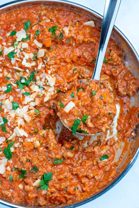 Ground Turkey Spaghetti, Turkey Sauce, Turkey Spaghetti, Ground Turkey Pasta, Turkey Bolognese, Gluten Free Turkey, Turkey Pasta, Bolognese Recipe, Tomato Pasta Sauce