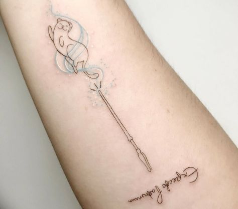 Harry Potter Back Tattoo Women, Wand Harry Potter Tattoo, Luna Lovegood Wand Tattoo, Harry Potter Fine Line Tattoo, Manacled Tattoo, Gryffindor Tattoo, Harry Potter Wand Tattoo, Luna Lovegood Tattoo, Harry Potter Tattoo Ideas