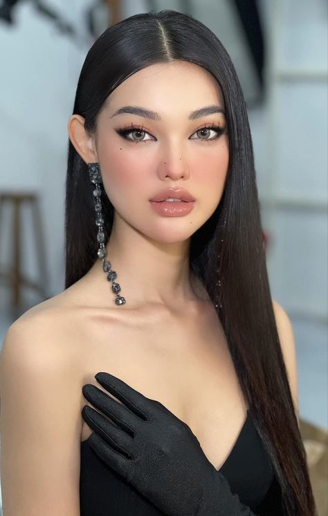 Natural Dewy Makeup, Gatsby Makeup, Makeup Asia, Makeup Layout, Tone Makeup, Makeup Cantik, Asian Makeup Looks, Ethereal Makeup, Photoshoot Makeup