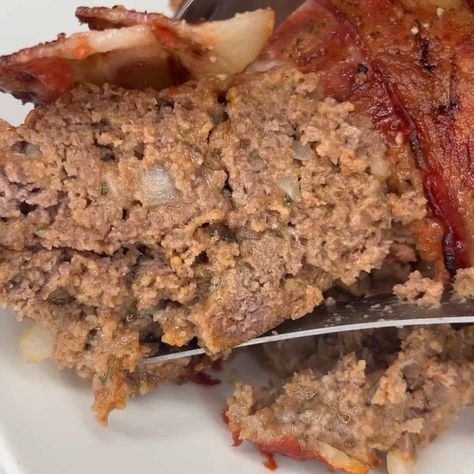 Vintage Meatloaf Meatloaf Recipe Easy, Recipes Meatloaf, Pork Milanese, Moist Meatloaf, Meatloaf Ingredients, Good Meatloaf Recipe, Ground Meat Recipes, Best Meatloaf, Pineapple Recipes