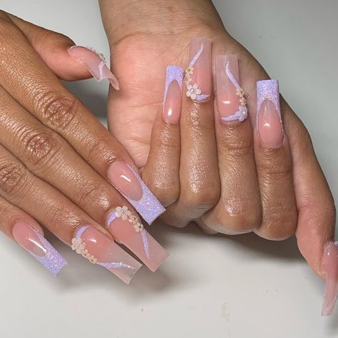 Whether you like something very simple and sophisticated, , or prefer to go all in with lots of bling, glitter and custom nail art, you will find plenty of brilliant ideas for both options with these coffin lavender nails! Lavender Tip Nails, Coffin Lavender Nails, Lavender French Tip Nails, Lavender French Tip, Monogram Nails, Lavender Nail Polish, Nail Picking, Coffin Nails Ombre, Silver Nail Art