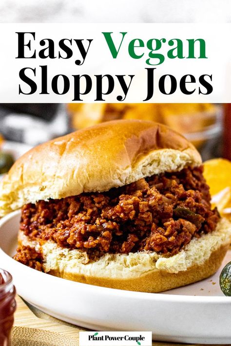 Head on shot of a meatless sloppy joe sandwich on a round white plate. Text reads: easy vegan sloppy joes". Tvp Recipes, Lentil Sloppy Joes, Vegan Sloppy Joes, Sloppy Joes Easy, Bbq Chips, Sloppy Joe Sauce, Vegan Worcestershire Sauce, Recipe For Dinner, Sloppy Joes Recipe