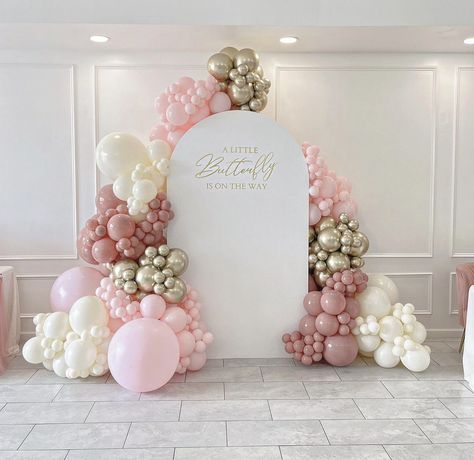 Pink Winter Wonderland Balloon Garland, Outside Balloon Garland, Two Arch Backdrop With Balloons, Bridal Shower Ballons, Pink Balloon Backdrop, Wedding Balloon Backdrop, Pink Balloon Wall, Gold Wedding Reception Tables, Classy Baby Shower