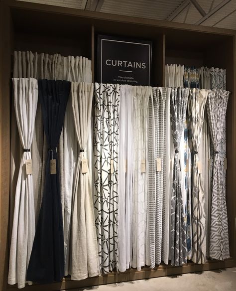 Curtain Showroom Design, Curtain Shop Design, Curtain Display Ideas, Curtain Shop Interior, Curtain Display Showroom, Curtain Showroom, Curtain Display, Fabric Shop Display, Furniture Store Display