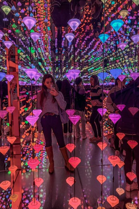 An image of Jessie taking a photo in the mirror at Moco Museum in Amsterdam Amsterdam Bucket List, Amsterdam Photography, Gap Year Travel, Amsterdam Travel, Amsterdam Netherlands, I Want To Travel, Gap Year, Girls Trip, Cool Places To Visit