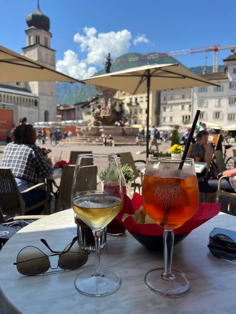 Italy
Trento
Fountain
Mountains
Dolomites
Italian
Aperol Spritz
wine
white wine Italy In March, Ancona Italy, Trento Italy, Pictures Of Italy, Lifestyle Family Photos, Winter Portraits, Wild Photography, Italy Pictures, Dolce Far Niente