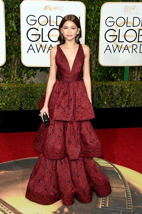 Pin for Later: Don't Miss a Single Sexy Look From the Golden Globes Zendaya Wearing Marchesa. Golden Globes 2016, Golden Globes Dresses, Marchesa Gowns, Golden Globes Red Carpet, Zendaya Style, Fashion Tape, Red Gowns, Golden Globe, Celebrity Red Carpet