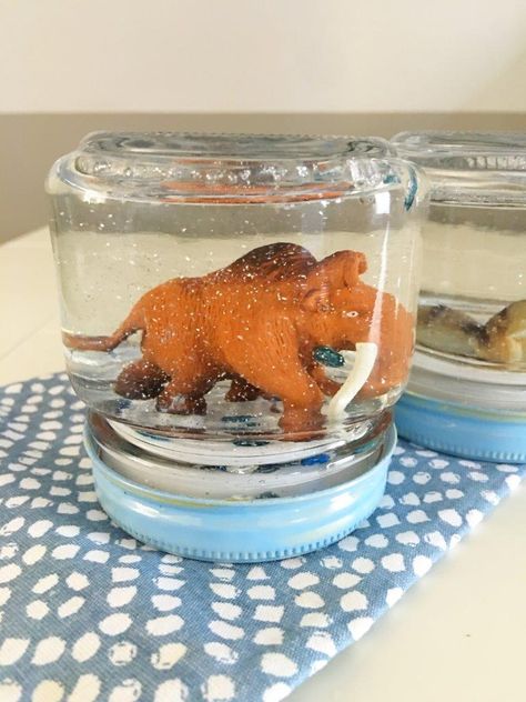 Looking for an Ice Age Collision Course Birthday Party Idea, after school craft or home school activity? To Celebrate the Release of Ice Age Collision Course we through we would make  Mann & Scrat DIY Snow Globe. Our Snow Globe are simple to put together and you can use them as party activity, favor or … Ice Age Birthday Party, Ice Age Collision Course, Party Ideas For Girls, Diy Snow, Birthday Presents For Men, Dad Birthday Cakes, Birthday Wishes For Boyfriend, Diy Snow Globe, School Craft